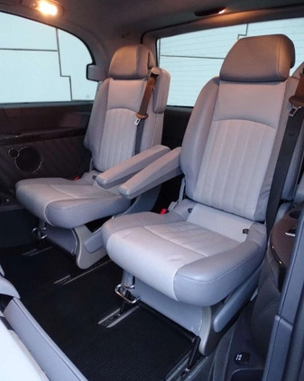 Mercedes-Benz Viano cena 79900 przebieg: 261000, rok produkcji 2012 z Czarna Woda małe 254